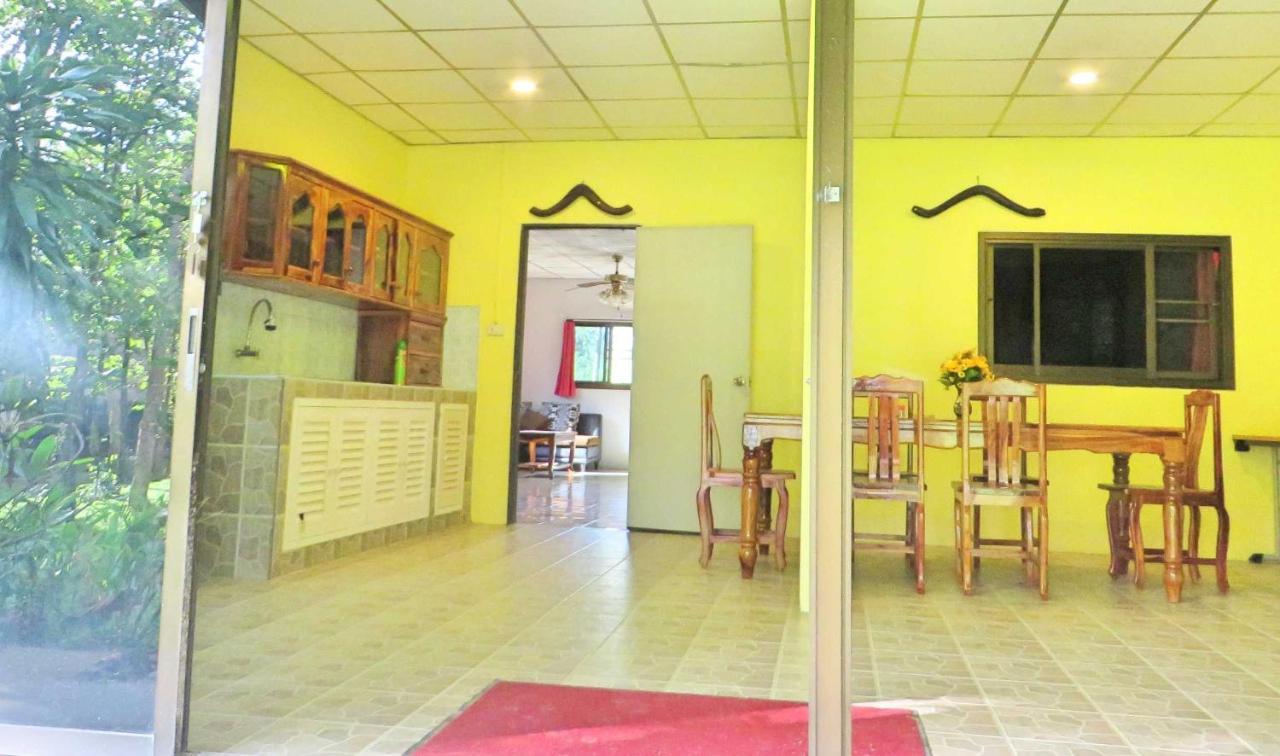 Hotel Isaan Perazim Park Roi Et Exterior foto